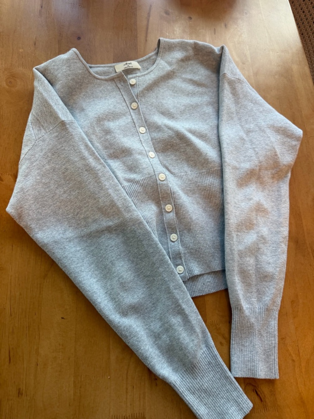 Aritzia Golightly cardigan in Light Gray